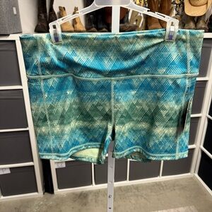 Korsa Hypnotic Compression 3.5” Activewear Shorts